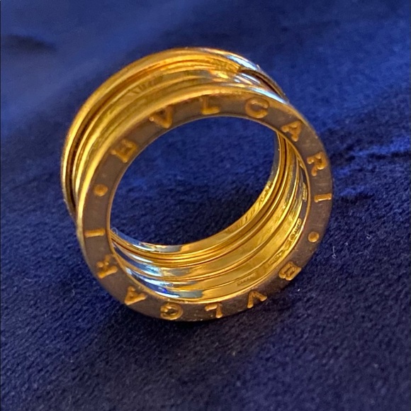 *** SOLD *** Bulgari 18K gold ring - Picture 2 of 5
